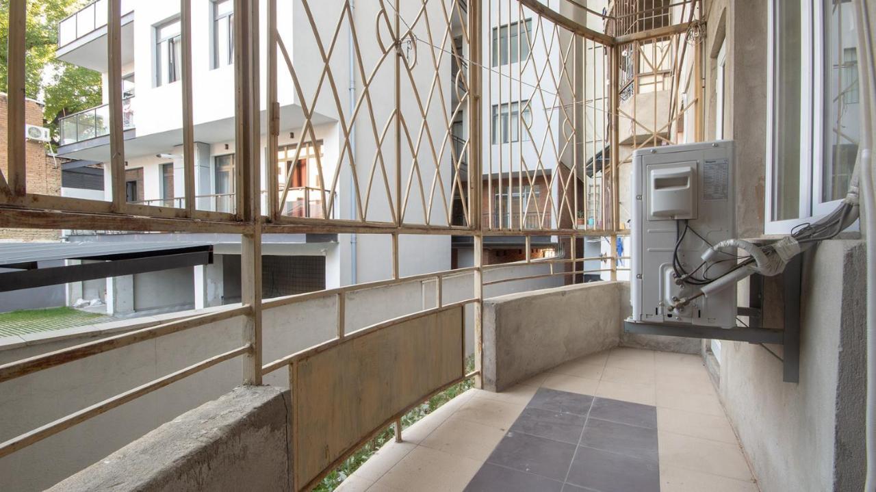 Home Apartments Tbilisi Exterior photo